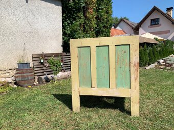 Starožitná posteľ - 5