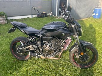 Yamaha MT 07 - 5