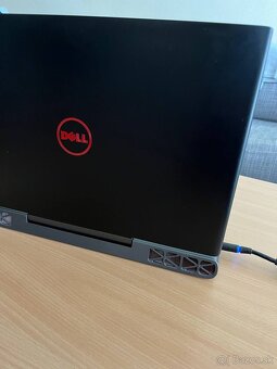 Dell Inspiron 15 Gaming 7567 i7-7700HQ 8GB RAM GTX 1050 Ti - 5