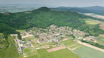 Stavebný pozemok o výmere 672 m2 v obci Štitáre pri Nitre - 5