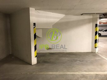 Garážové státie na Kríkovej ul. vo Vrakuni - 5