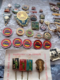 Auto moto odznaky, kľúčenka.Tatra, Škoda. - 5