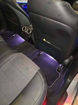 Mercedes Benz E200d - 5