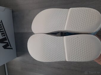 Papucky zn. Manik v. 30 - 5