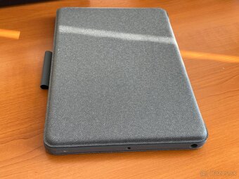 iPad obal s podsvietenou klávesnicou Logitech Combo Touch - 5