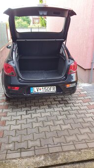 Predám Chevrolet Cruze , 1,6, 91 kW, benzín - 5