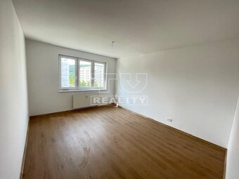 --REZERVOVANÝ-- 3 IZBOVÝ BYT , ZELENÉ VLČINCE, 84m2 - 5