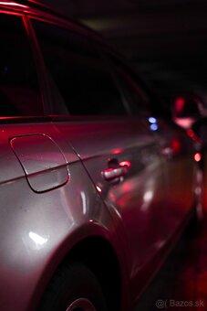 Audi A4 B8 2010/88KW, šedá metalíza - 5