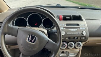 Honda City 1,3 b - 5