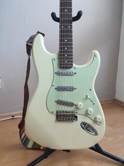 Fender stratocaster - 5