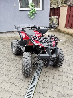 Akumulátorová štvorkolka hecht - 5