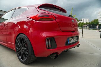 Kia ProCeed GT - 5
