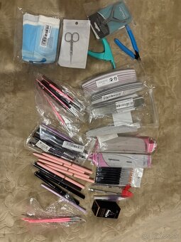 Manikersky stol a prislusenstvo - 5