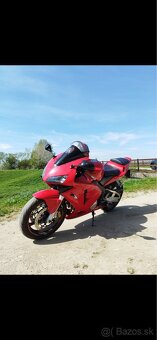 Honda cbr 600rr 2004 - 5