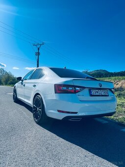 Škoda Superb 140 kW 4x4 - 5