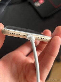 iPhone 7 32 GB Gold - 5