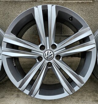 Predám orig. disky VW Sebring 5x112 R19 8.5J ET28 - 5
