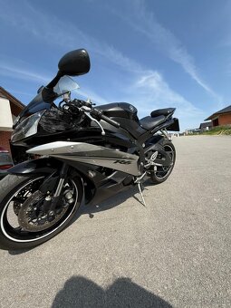 Yamaha yzf R6 - 5