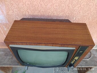 🏆 NEJFUNKČNEJŠIA NEFUNKČNÁ TELEVÍZIA ROKU 1968 - 5