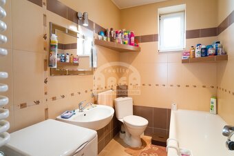 Rodinný dom v okrajovej časti centra mesta Michalovce - 5