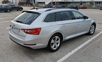 Škoda Superb Combi 2.0 TDI Ambition DSG - 5