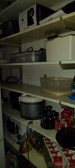 ČERVENÍK Na Predaj 2-podlažný RD s možnosťou autoservisu - 5