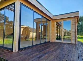 Záhradný domček s terasou - 5