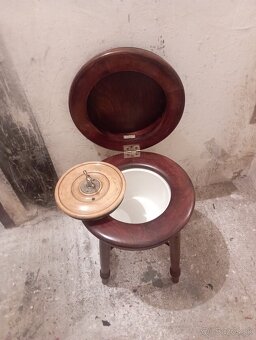 Historická toaleta WC - 5