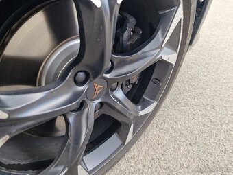 Predám Cupra formentor 2.0 tsi 228kw 10/2021 - 5