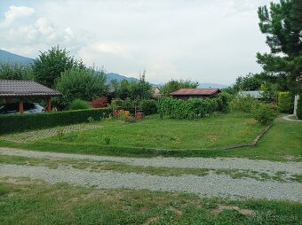 Záhrada s chatkou - 5