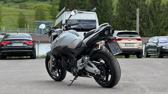 Suzuki GSR-600 r.v. 2008 - 5