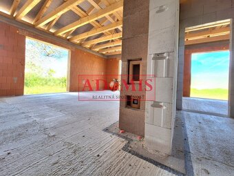 Predáme 5izbový tehlový bungalov Ruskov 126m2, pozemok 620m - 5