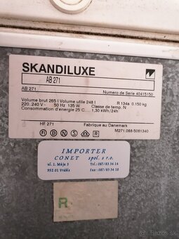 Truhlicová mraznička 250 l - 5