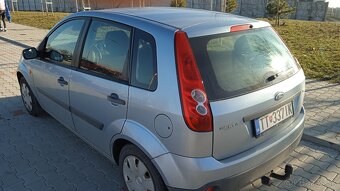 Ford Fiesta - 5