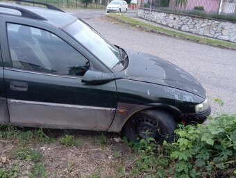 Rozpredám Opel vectra combi 2.0 diesel - 5