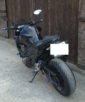 KAWASAKI Z800 - 5