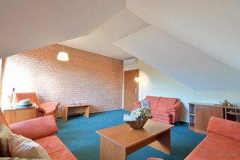 Apartmán s kúpeľňou blízko centra, Braneckého, Nitra - 5
