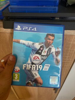 PS4 slim - 5