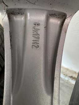 VW R17 235/45 R17 - 5