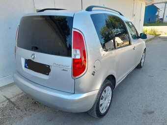 Predam Škoda roomster 1,4 63kw, benzin rok 2006 - 5