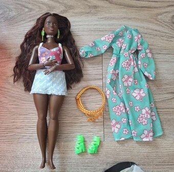 Nová bábika Barbie Extra, Color Reveal, černoška - 5