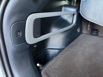 Jeep Cherokee 2.2crdi 4x4 automat - 5