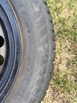 Nordica 195/65 R15 91T na plechových diskoch - 5