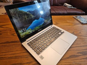 Asus zenbook UX303L - 5
