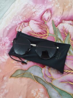 kabelky, lodičky, slnečné okuliare, čelenky, pončo, šatka - 5