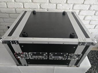 Predám 19" Rack 8U Pro Double Door Profi - 5
