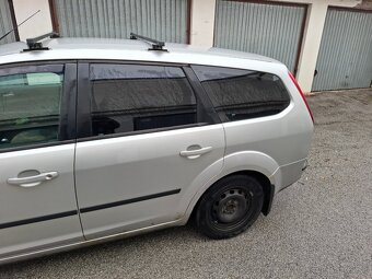 Predám Ford Focus Combi 1.6 TDCi - 5