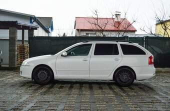 Škoda Octavia Combi 2.0 TDI Ambiente - 5