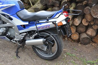 Kawasaki ZZR 600 - 5