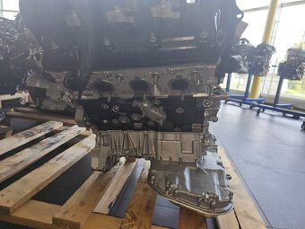 HOLOMOTOR CRT 3,0 TDI AUDI Q7 4M - 5
